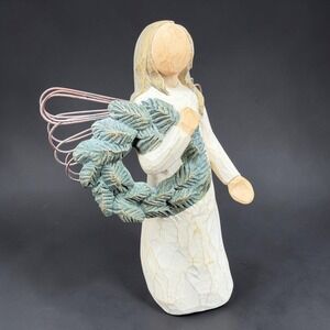 Willow Tree Angel of Winter Figurine 2001 Susan Lordi Demdaco Wreath 5.5 inch